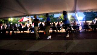 Apsu flip-flop stroll off