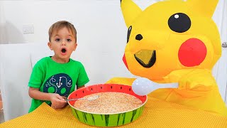 ウラドとニキータの子供たちの朝の日常の物語と巨大なおもちゃ