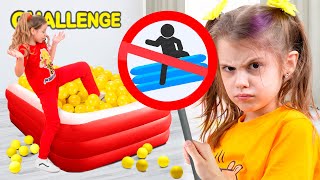 Eva and Red vs Gold Balloon Challenge