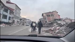 Elbistan'da onlarca bina yıkıldı (Savaş alanı gibi)