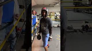 Paul Spadafora is coaching during sparring #boxing #sparring #fighting