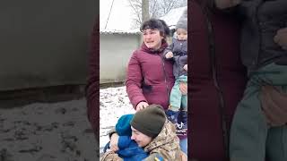 A meeting between a mother and her daughter, who is defending Ukraine from Russian invaders