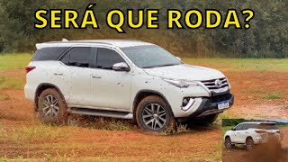 TOYOTA SW4 NO BARRO