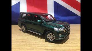 1:18 Kengfai Toyota Land Cruiser 200 V8 GX-R