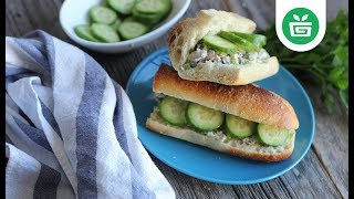 LOCAVORE & SUSTAINABLE || Wild-caught Yellowfin Salad Sandwich