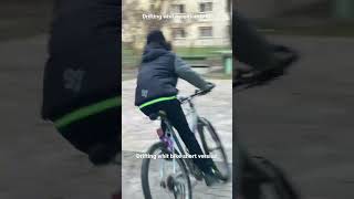 Drifting whit mountain bike￼ short version, driftelés biciklivel (farolás) rövid verzió.#bike#shorts