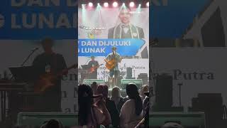 Yang kangen lagu 'Dulu' by @DanarWidiantoOfficial  absenn!!! 🤩🙌🏻 #danarwidiyanto #dulu