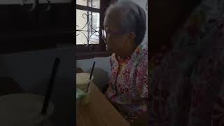 Cara Geser Mamah Dari Duduk Samping Jendela - The Simplest Way to Move Mom From Window #AlzheimerMom