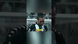 لماذا يبكي رونالدينيو #ronaldinho #sad #football #shorts #shortsvideo #video #goal #amazing #viral