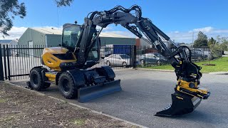 Mecalac 9MWR with engcon EC209 tilt rotator Summit Power handover video