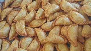 RESEP PASTEL EKONOMIS RENYAH DAN ENAK ISI SAYURAN