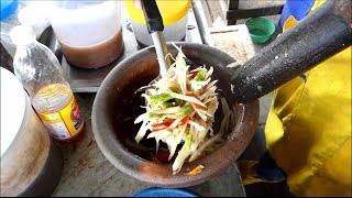 Cách làm gỏi cua sống với xoài Thái Lan chua cay ngon miệng - Street food Thailand