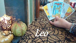 Leo October 2024 ❤ PLOT TWIST! Now It's Your Turn To Be Chased Leo! FUTURE LOVE #Tarot