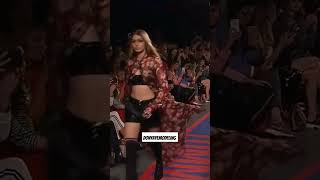 all cameras on gigi #model #gigihadid gigi#bellahaid #modeling #viral #fashion #foryou#catwalk#show