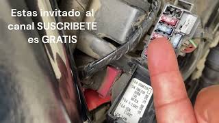 Cambio de fusible en 2003 HONDA SHADOW (motocicleta)