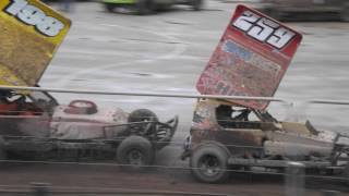 BriSCA Formula One WCSF consolation race.. last few laps