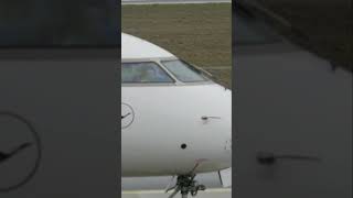 👨‍✈️👋 Hello from the pilot of Lufthansa Bombardier CRJ-900LR D-ACNT at Frankfurt Airport (FRA)