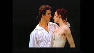 Ballet - Sylvie Guillem and Zoltan Solymosi dance the bedroom pas de deux from Manon