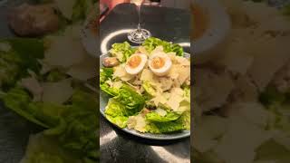 Caesar salade 🥗 #foodlover #foodie #youtubeshorts #food #salad