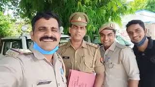 #Upp #selfi #masti police enjoying selfie saying पनीर