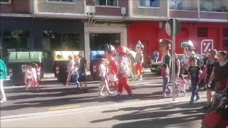 CABEZUDOS TORRERO 2016 CON CABEZUDOS DE BARRIOS DE ZARAGOZA