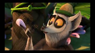 King Julien destroys Tod's cake !