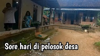 Sore hari di pelosok desa karang tengah