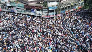 অধ্যাপক মোকাররমের নেতৃত্বে রাজধানীর সড়ক পথ অবরোধ করছে ঢাকা মহানগরী দক্ষিণ জামায়াতের খিলগাঁও থানা।