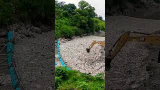 River cleaning #viral #viralvideo #viralshorts #trending #ytshorts #tranding #trendingshorts #india