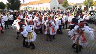 Hodová chasa u školy v sobotu 30.září 2017.