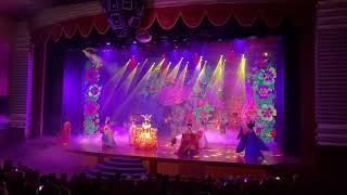 Alcazar Cabaret – show diễn hoành tráng của người chuyển giới Thái Lan