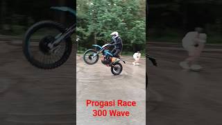 Progasi Race 300 Wave. Стант прямо из коробки