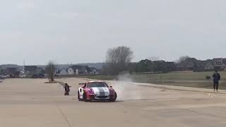 GT3RS baking some donuts.