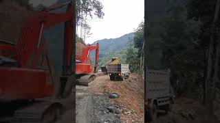 Kisah supir Excavator dan truk oleng #shorts #truk