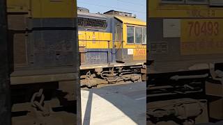 early morning emd locomotive ke sath journey #trending #train #locopilet #viral #shorts #short