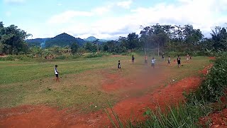 PERJALANAN MENUJU LAPANGAN BOLA - SUASANA  KAMPUNG SUNDA