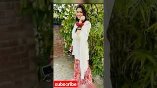 Dur-e-fishan saleem looking beautiful😍/new tiktok video/#shorts #youtubeshorts #tiktok #actress