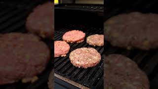 Grilling with Flare Free Technology on the Coleman® Revolution™ 3-Burner Gas Grill