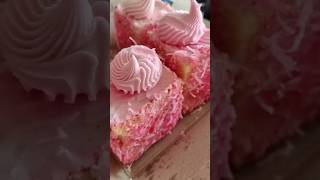 yum dessert option 😋🤩😋pink cake bites 😍 #food #vlogger #streetfood #cake #youtubeshorts #pink