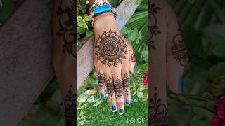 Gol tikki mehndi design/ girlish mehndi design #shorst #mehndi #mehndidesign #henna #shortvideo