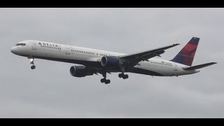 Delta 757-300 Landing at Chicago O'Hare