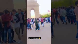 sabse na milo is sadgi ke sath  #shorts #jc_ka_vlog #noida_me_job #india_gate