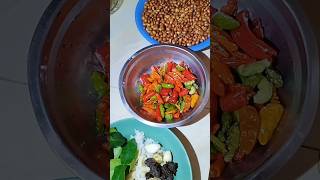 Proses membuat bumbu bumbu sambel pecel