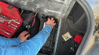 How To Replace a car Battery in  a Dodge Charger / Chrysler 300