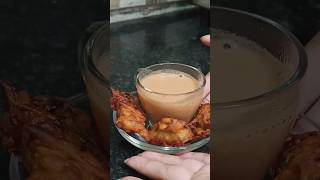 CHAI AUR PYAZ KE PAKODE 😍😍 #shorts #youtubeshorts #rain #chai #pakoda