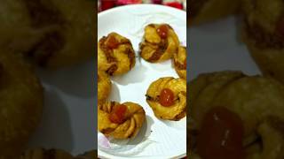 Unique style flower somosa #shortvideo#food #recipe #shortsviral#shortsvideo #shorts #short #somosa