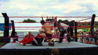 PTW Wellingborough Festival: 'High Stakes' Tommy Martins vs'Teetotal' Tommy Stevens (c) 02072011.AVI