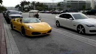 DUB Carshow Miami 2013, Gold BOX Chevy