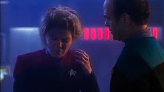 Star Trek Voyager: Every Time Someone Thinks They Are OK (But They Are Not)