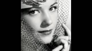 ANNE BAXTER